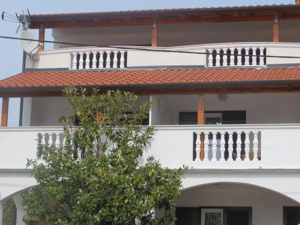 Apartments Gloria Biograd Na Moru